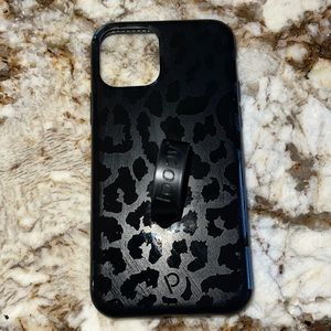 iPhone 11 pro leopard black loopy case